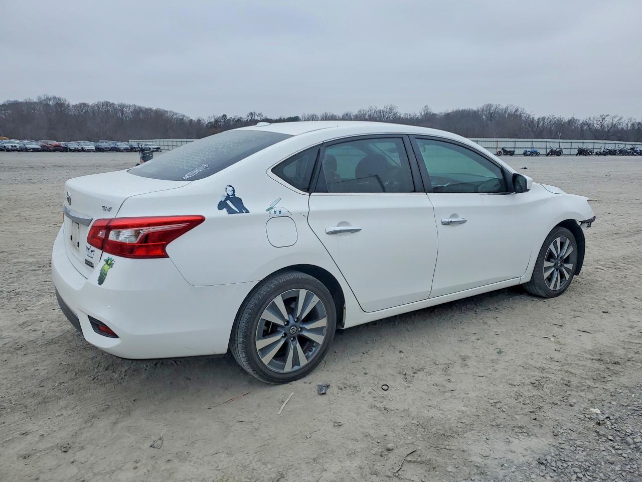 2019 NISSAN SENTRA SV photo 5
