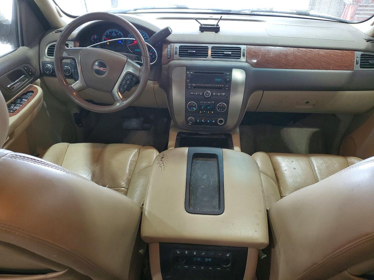 2007 GMC YUKON XL K1500 photo 22