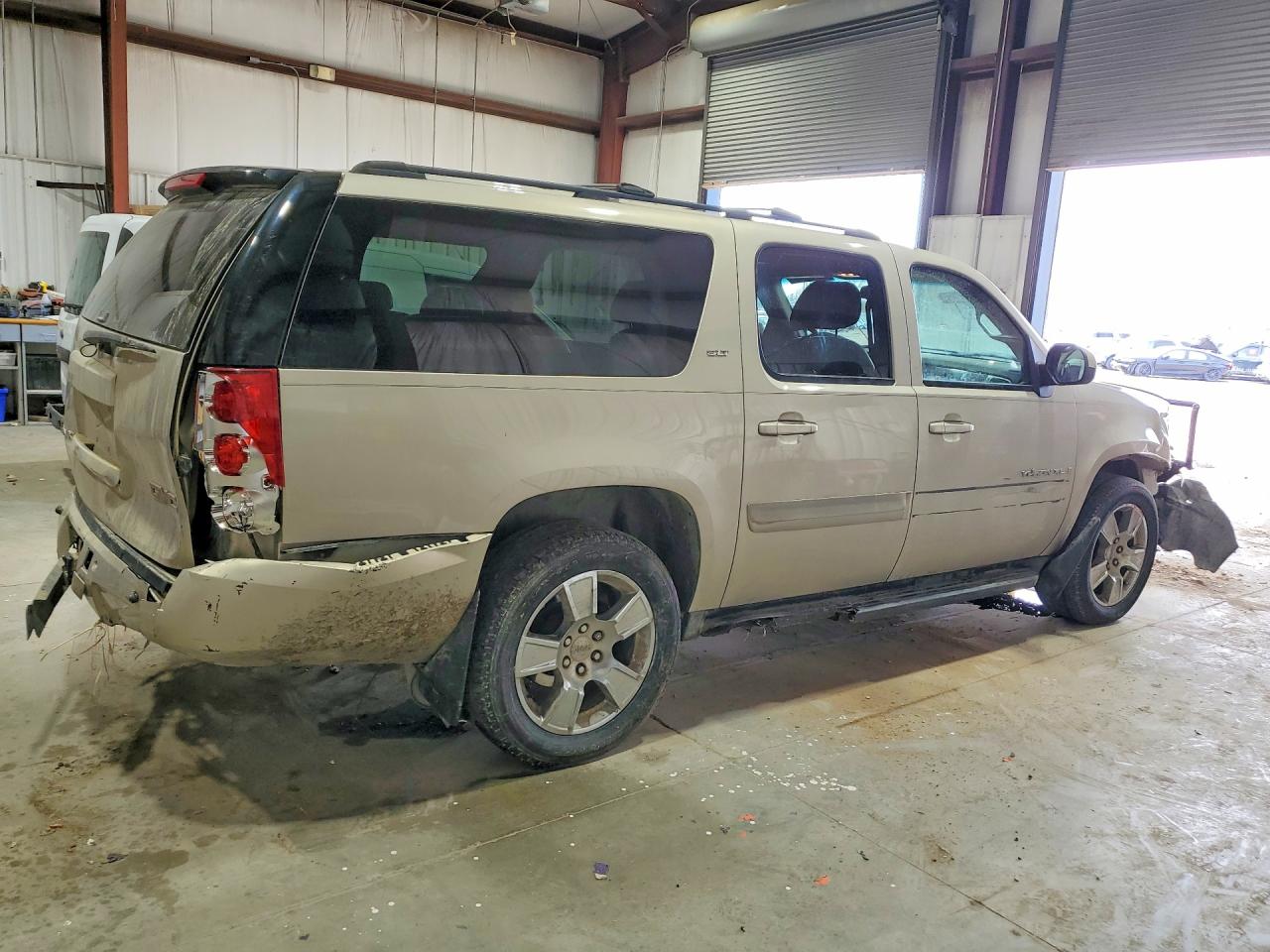 2007 GMC YUKON XL K1500 photo 7