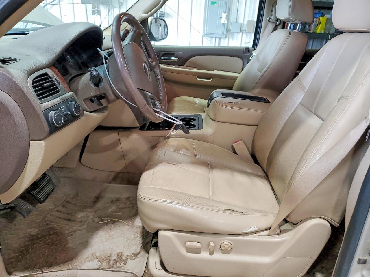 2007 GMC YUKON XL K1500 photo 19