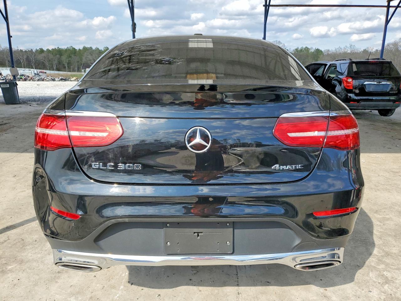 2017 MERCEDES-BENZ GLC COUPE 300 4MATIC photo 11