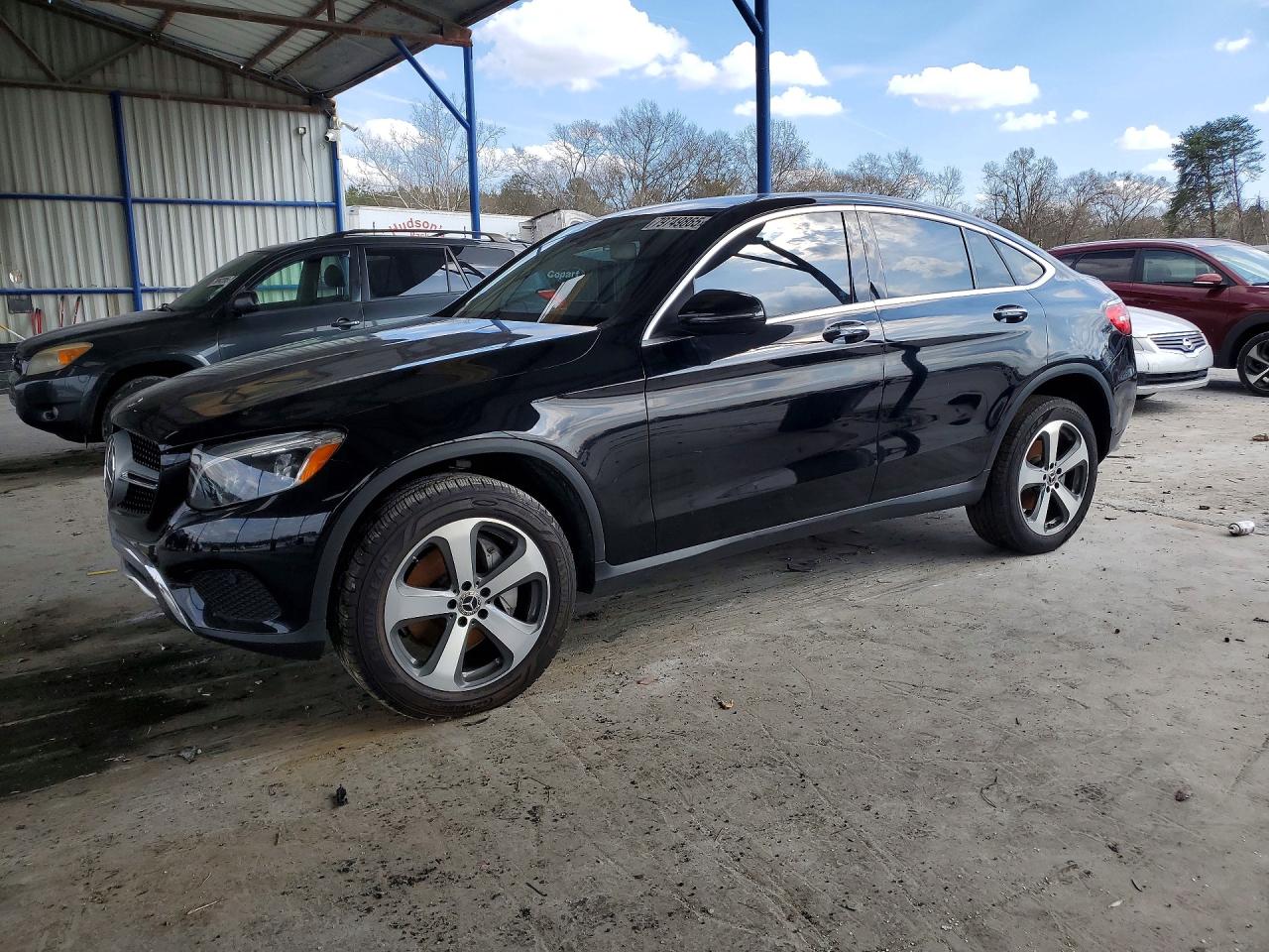 2017 MERCEDES-BENZ GLC COUPE 300 4MATIC photo 2