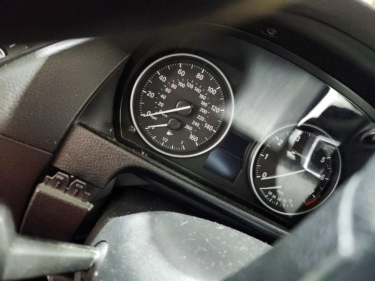 2015 BMW X1 XDRIVE28I photo 25