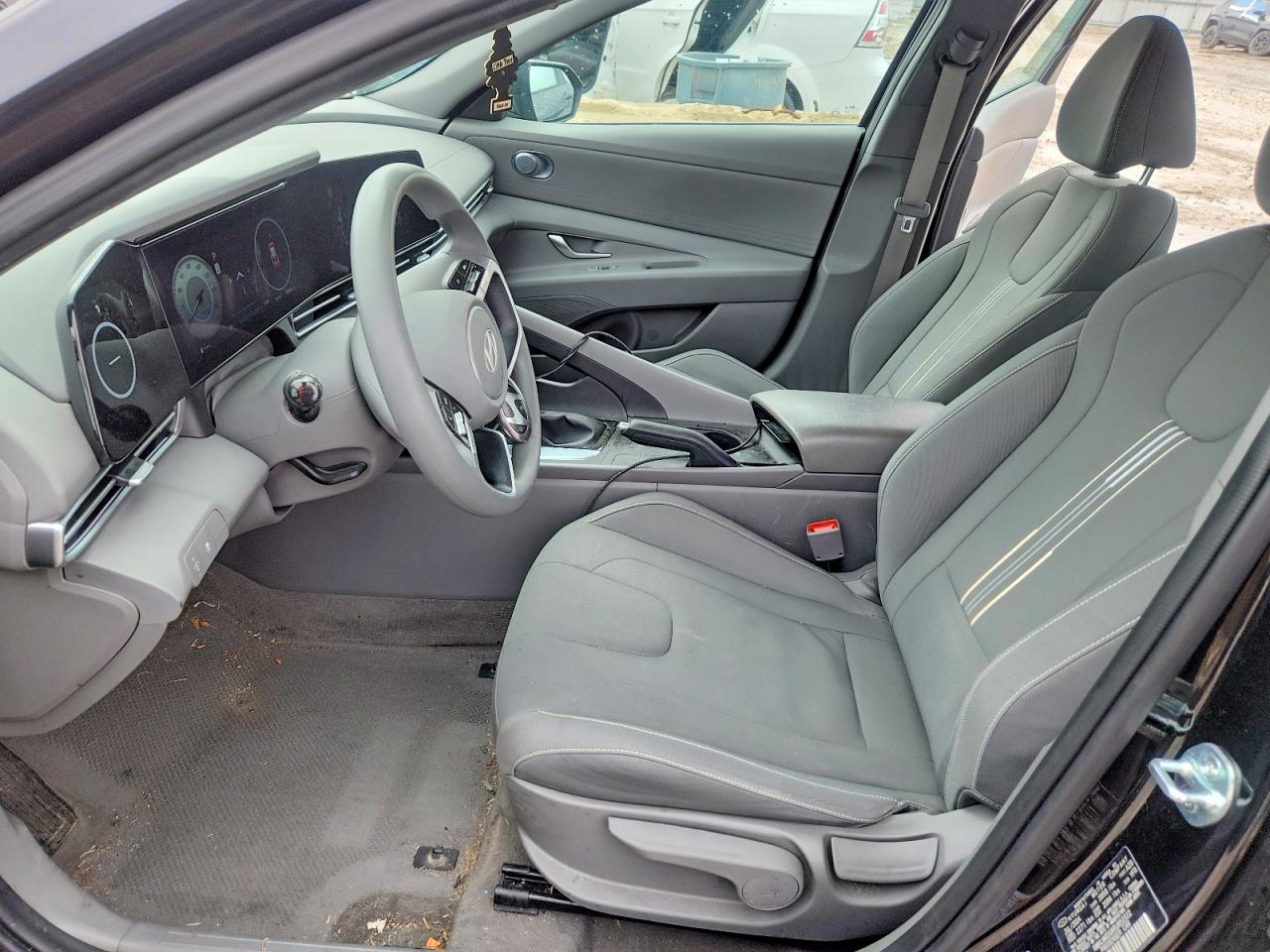 2024 HYUNDAI ELANTRA SEL photo 19