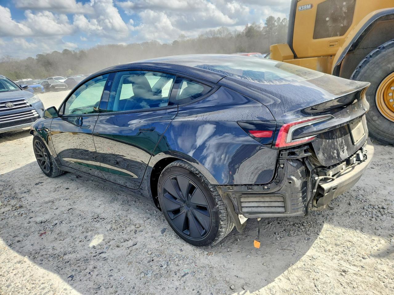 2024 TESLA MODEL 3 photo 4