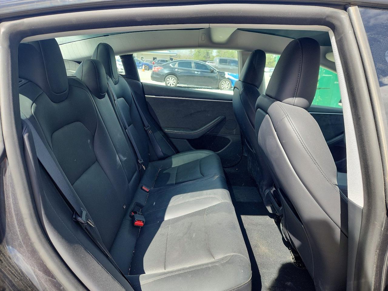 2024 TESLA MODEL 3 photo 28