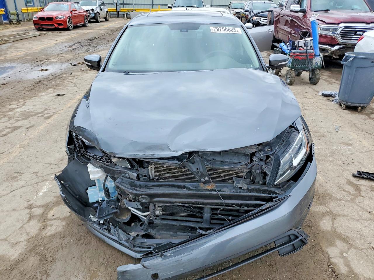2016 VOLKSWAGEN JETTA photo 9