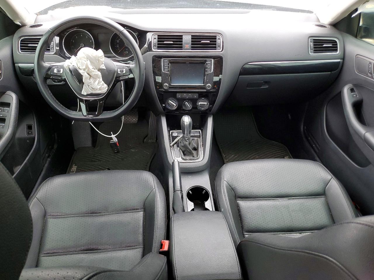 2016 VOLKSWAGEN JETTA photo 15