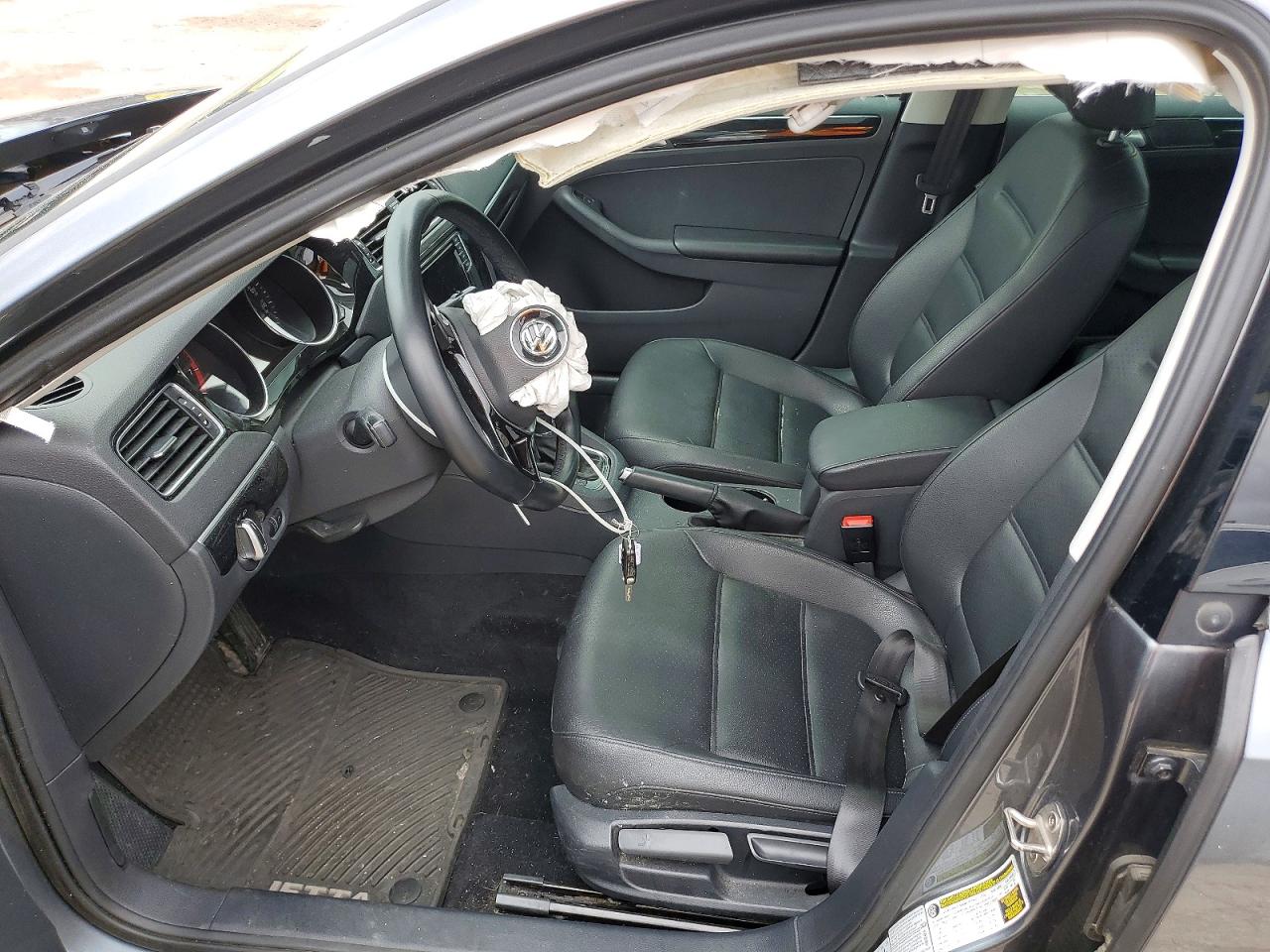 2016 VOLKSWAGEN JETTA photo 13