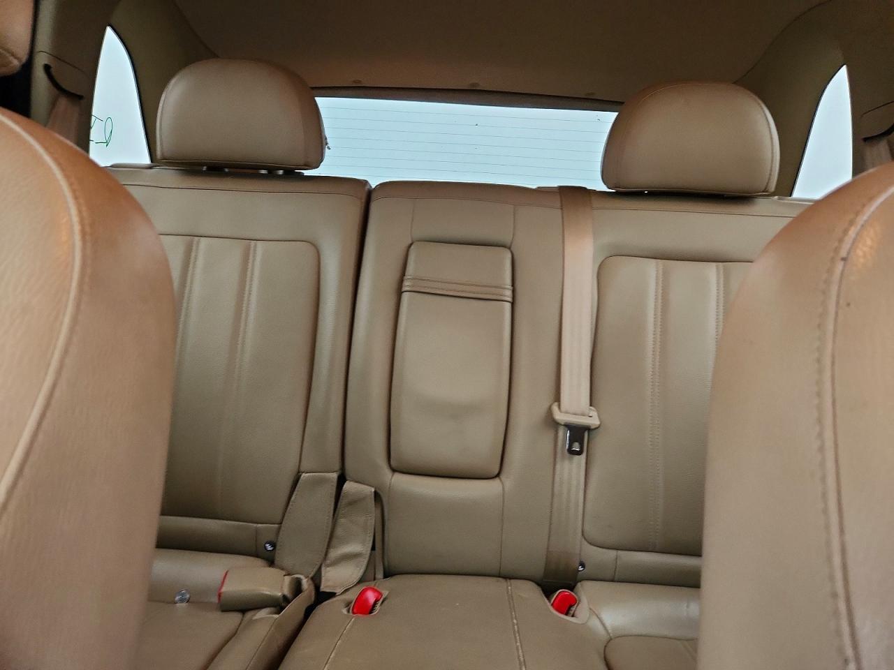2008 SATURN VUE XR photo 28