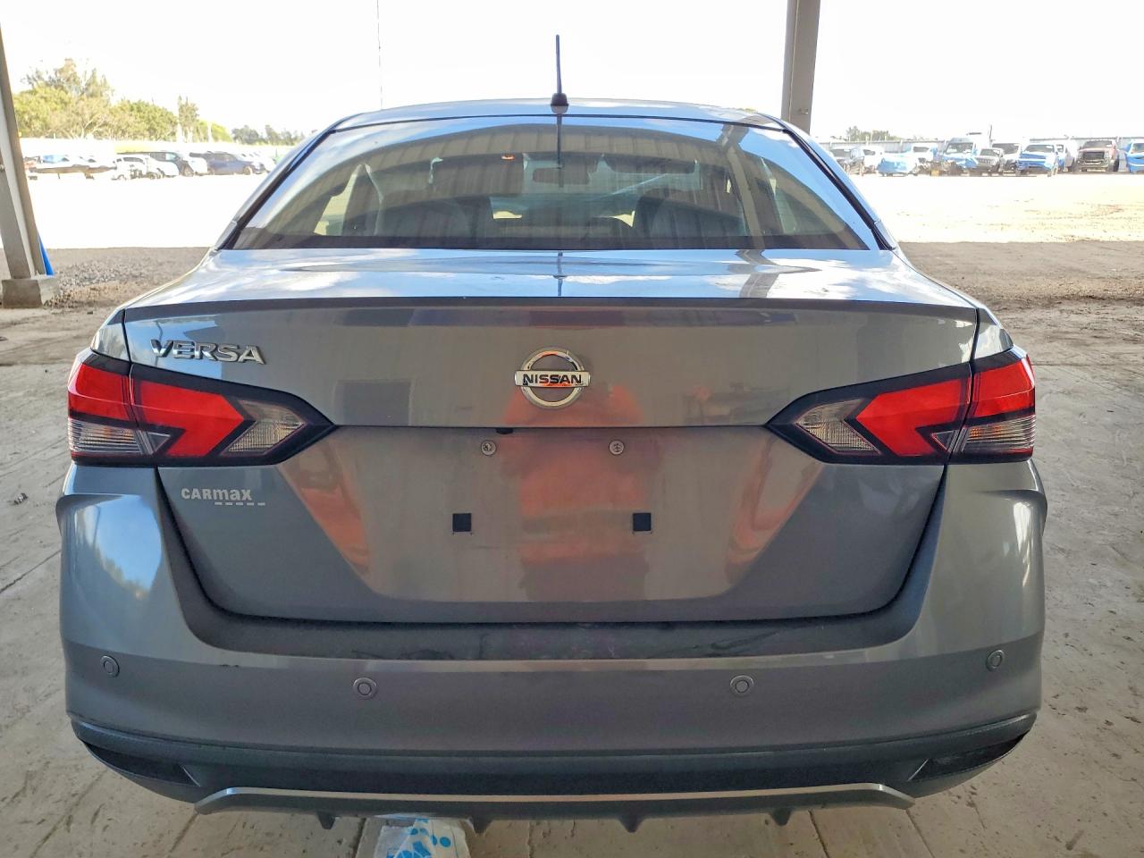2021 NISSAN VERSA S photo 16