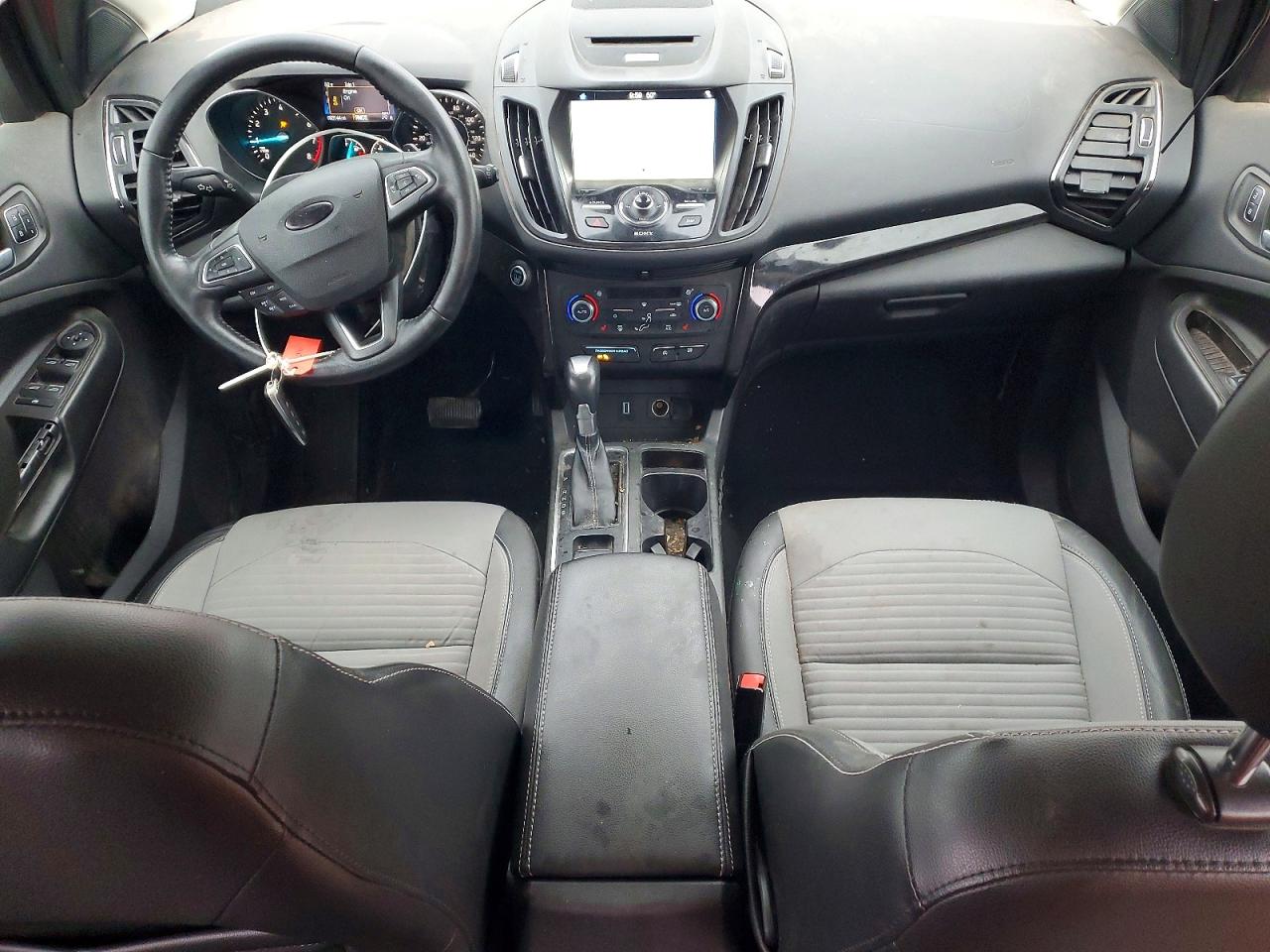 2017 FORD ESCAPE TITANIUM photo 15