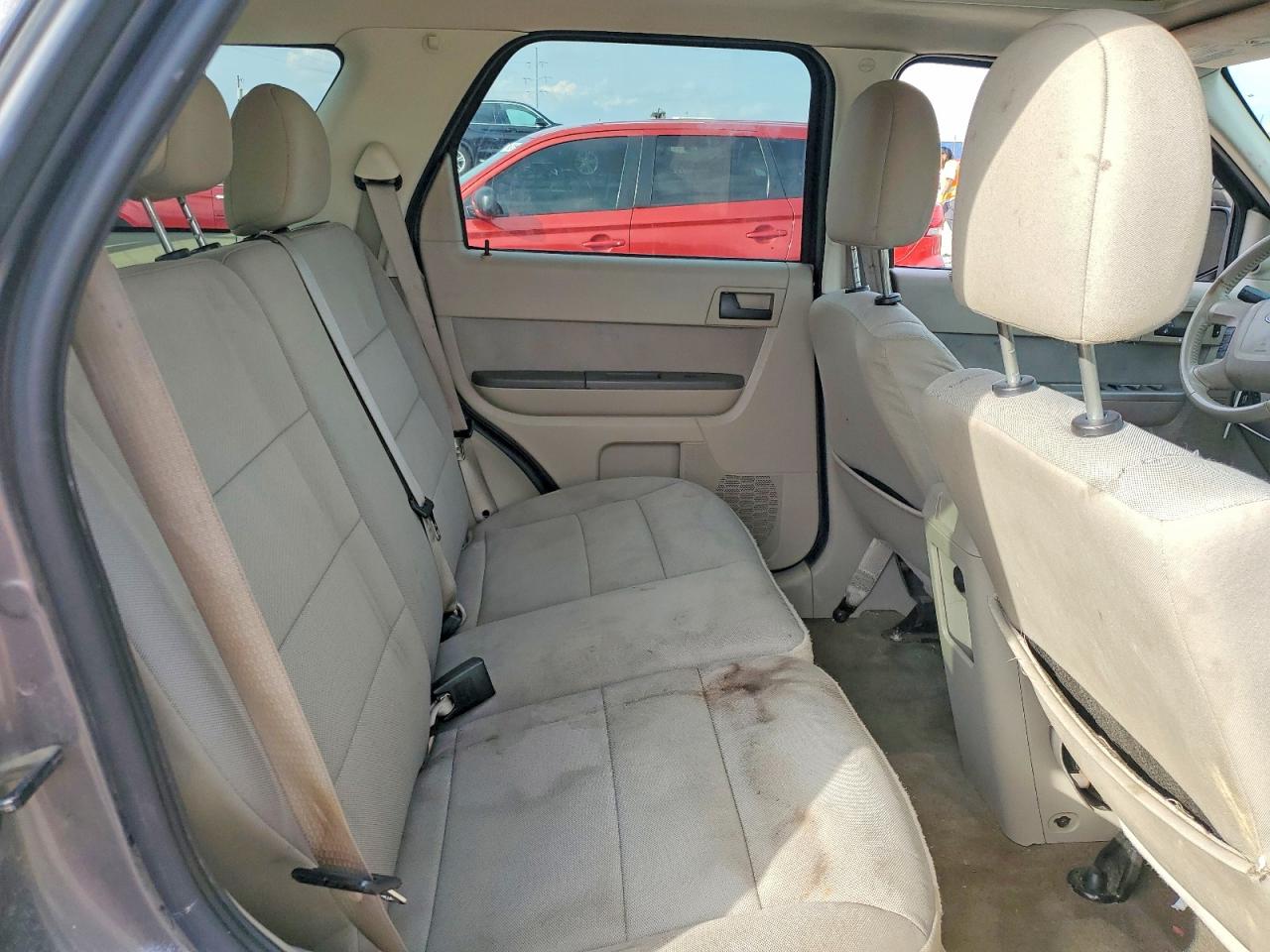 2011 FORD ESCAPE XLT photo 21
