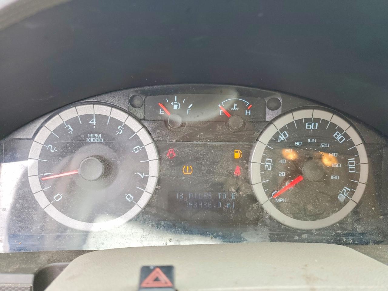 2011 FORD ESCAPE XLT photo 17