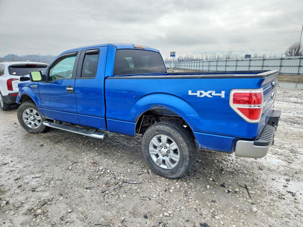 2010 FORD F150 SUPER CAB photo 2