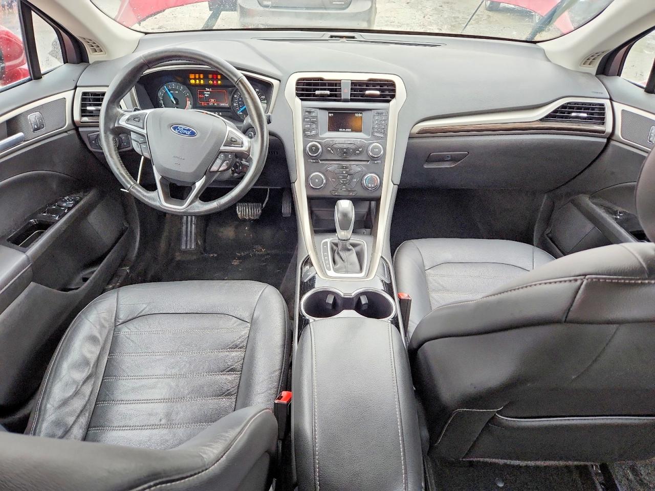 2015 FORD FUSION SE photo 15