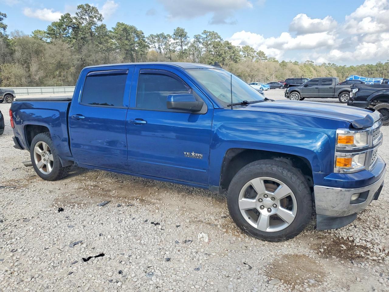 2015 CHEVROLET SILVERADO C1500 LT photo 4