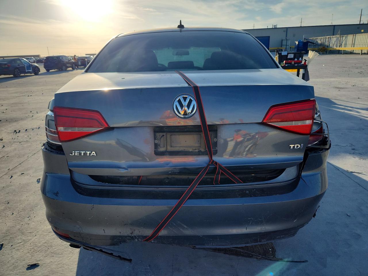 2015 VOLKSWAGEN JETTA TDI photo 11
