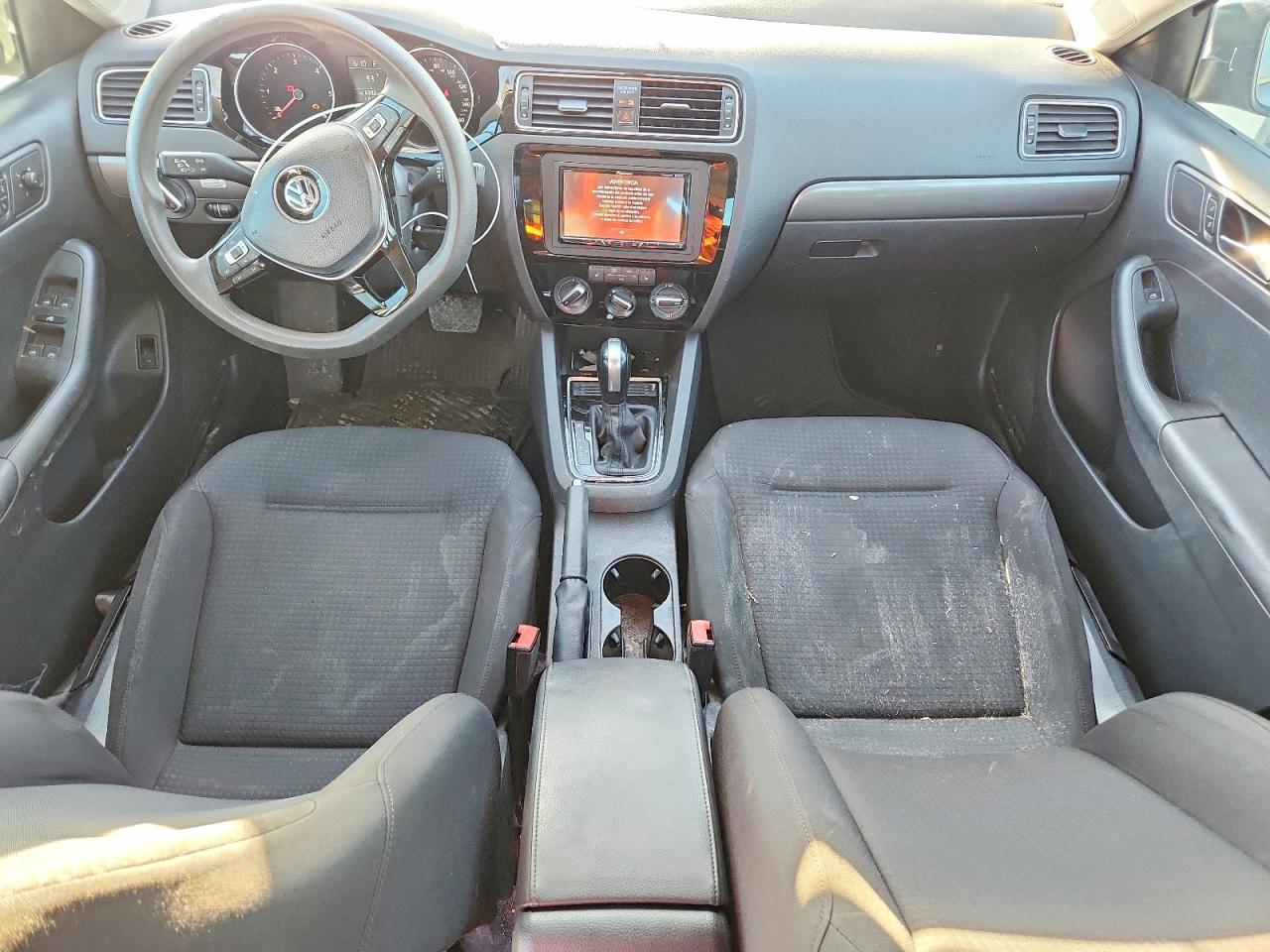 2015 VOLKSWAGEN JETTA TDI photo 15