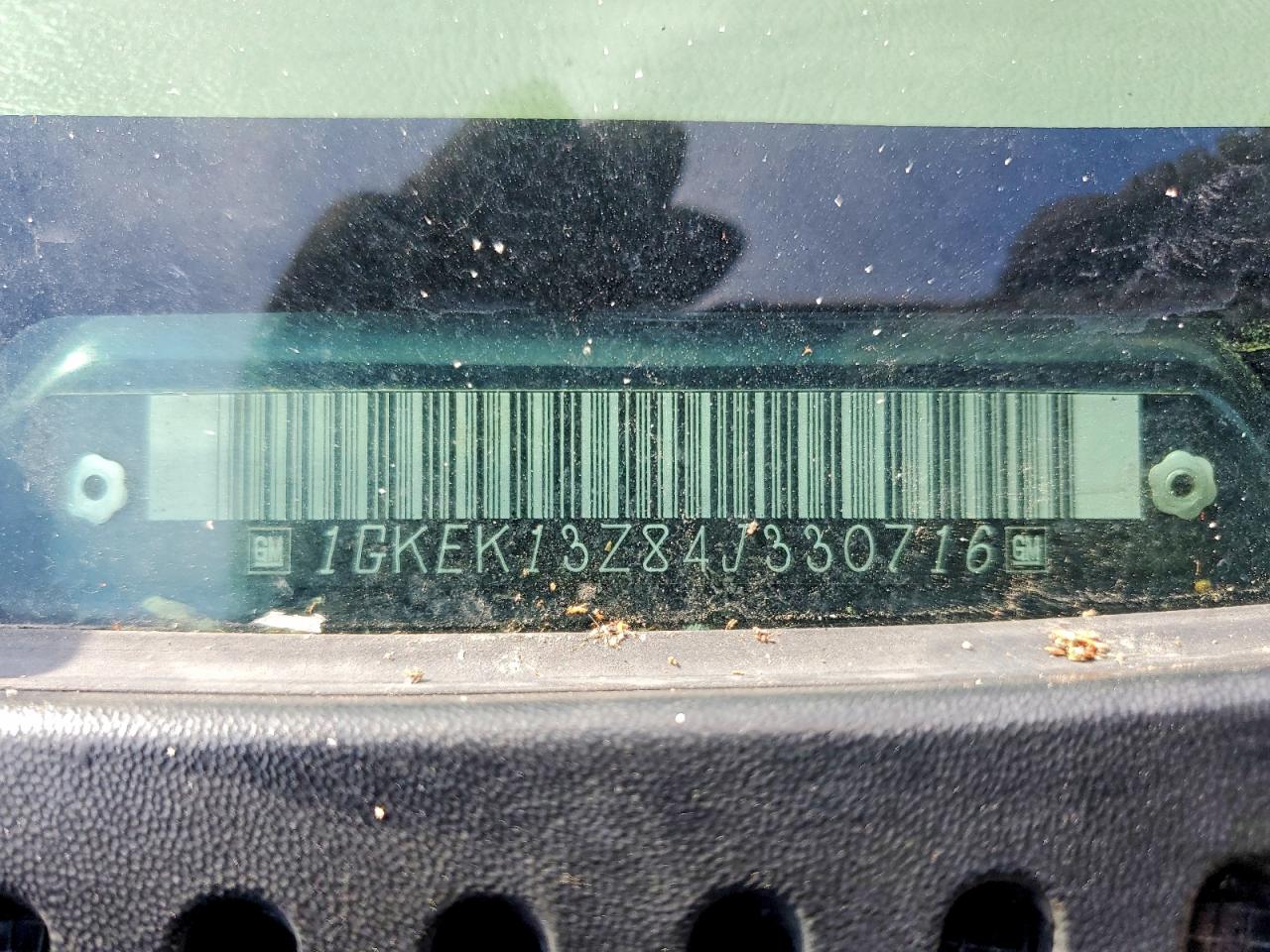 2004 GMC YUKON photo 25