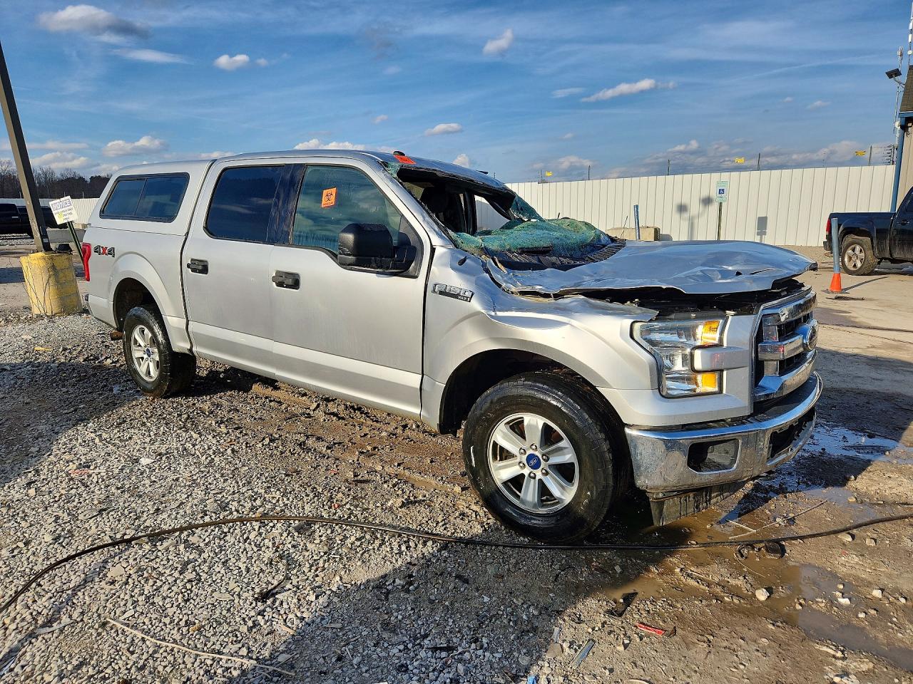 2017 FORD F150 SUPERCREW photo 4
