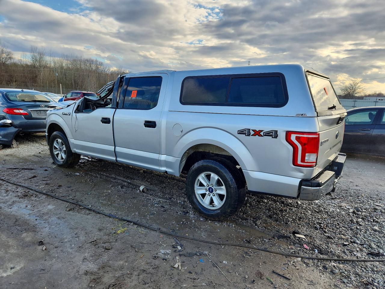 2017 FORD F150 SUPERCREW photo 2