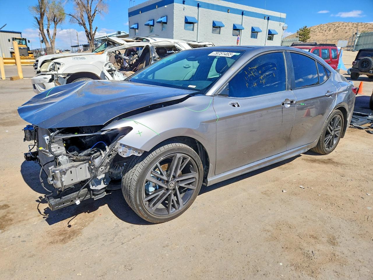2025 TOYOTA CAMRY