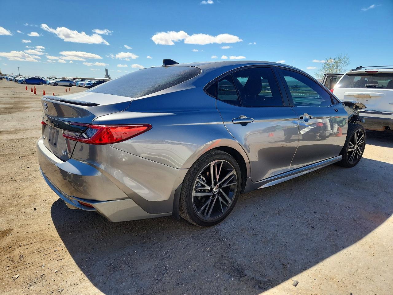 2025 TOYOTA CAMRY XSE photo 5