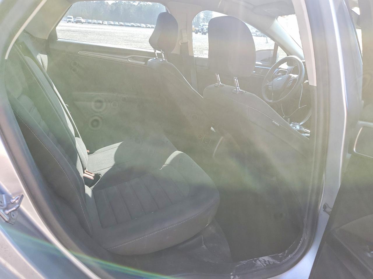 2020 FORD FUSION SE photo 19