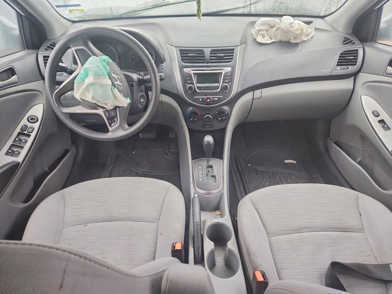 2017 HYUNDAI ACCENT SE photo 15