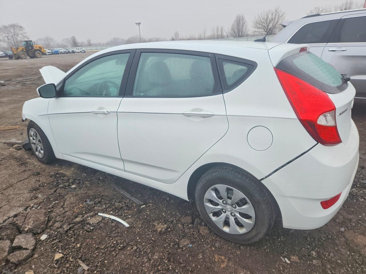 2017 HYUNDAI ACCENT SE photo 3