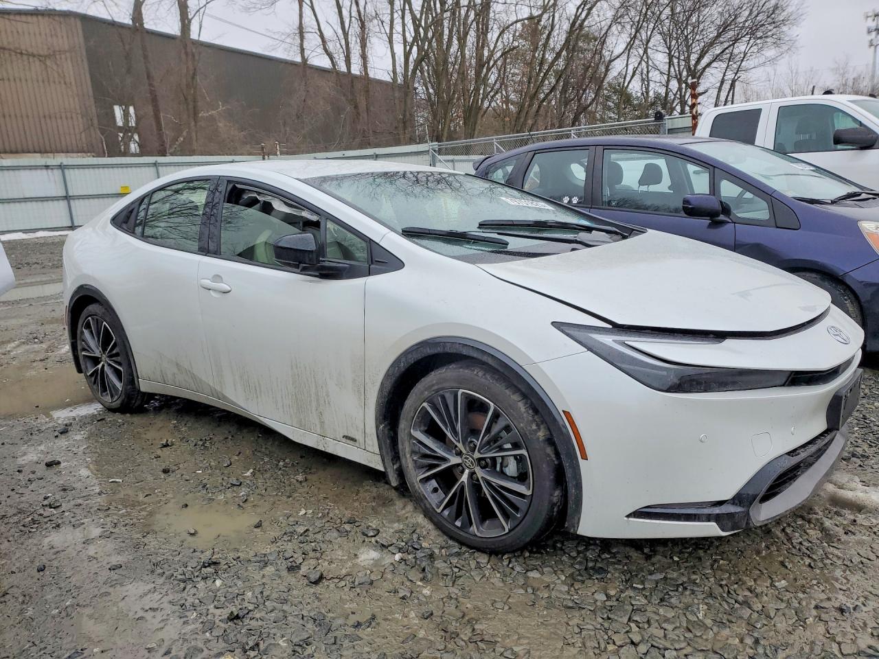 2025 TOYOTA PRIUS XLE photo 10