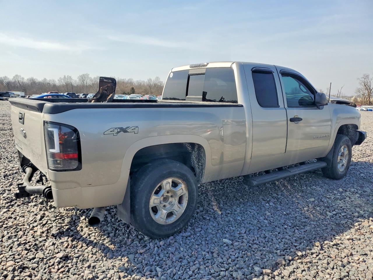 2007 CHEVROLET SILVERADO K1500 photo 3