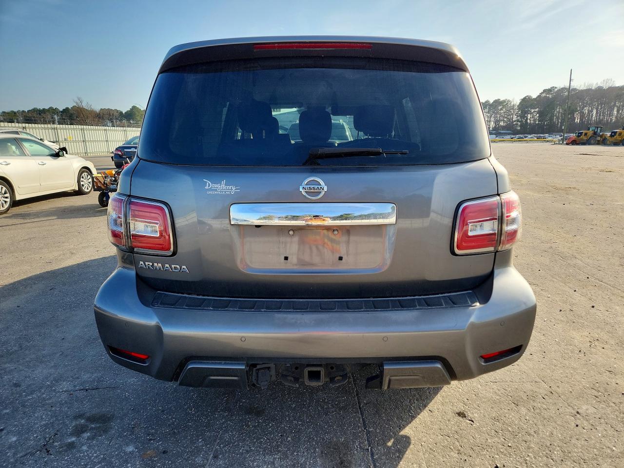 2019 NISSAN ARMADA SV photo 6