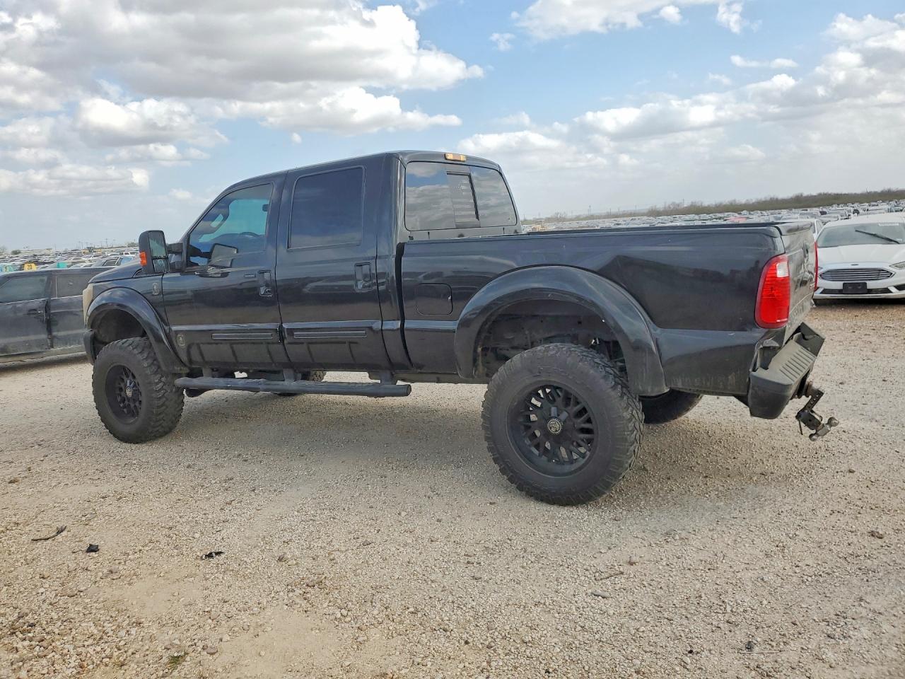 2015 FORD F250 SUPER DUTY photo 2