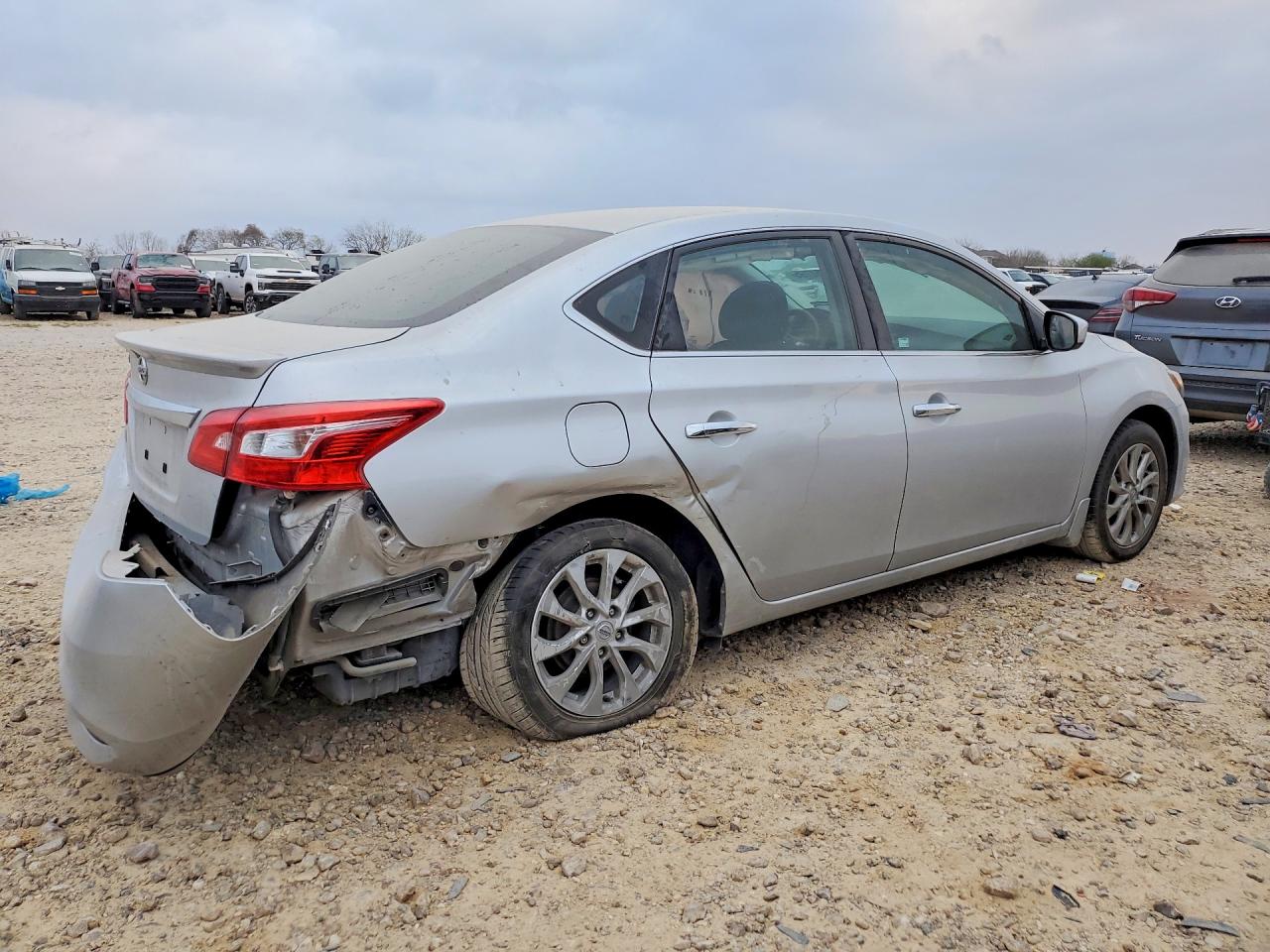 2019 NISSAN SENTRA S photo 7