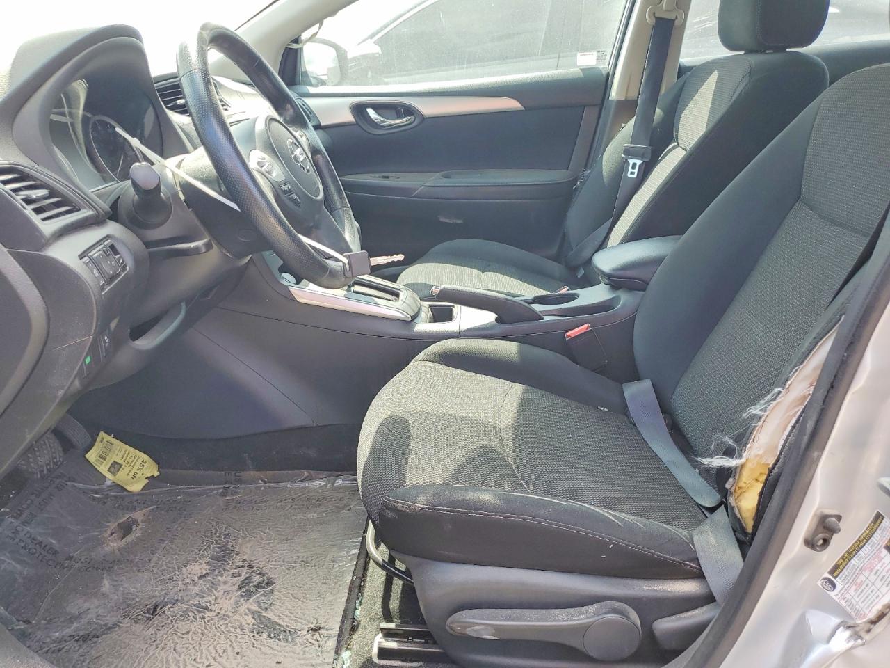 2019 NISSAN SENTRA S photo 19