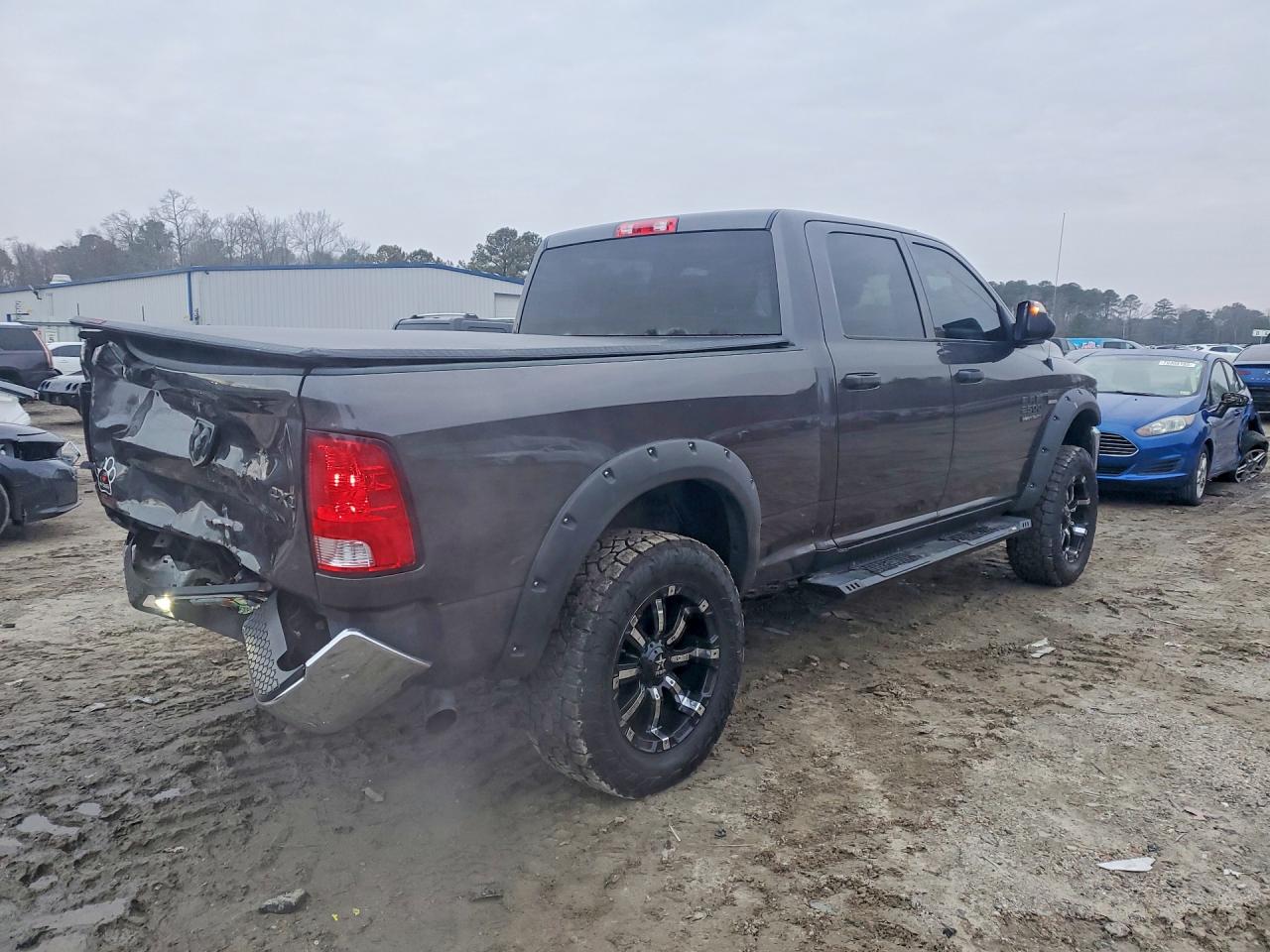 2018 RAM 2500 ST photo 3