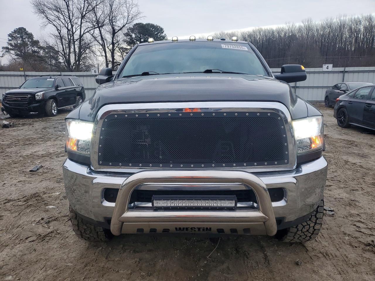 2018 RAM 2500 ST photo 5
