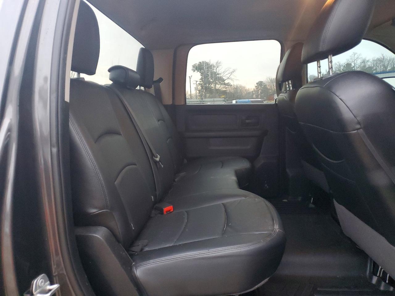 2018 RAM 2500 ST photo 10
