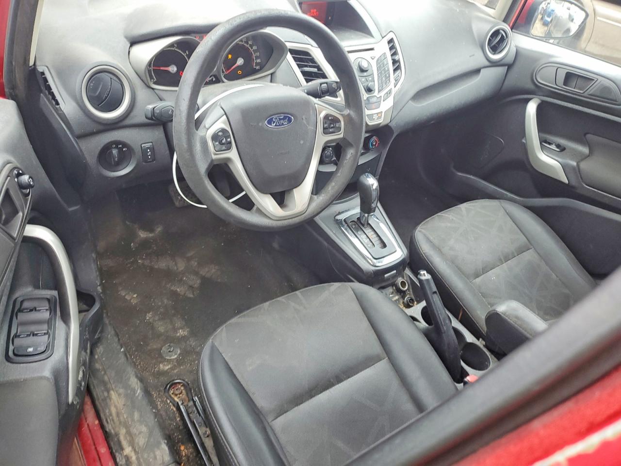 2012 FORD FIESTA SE photo 15