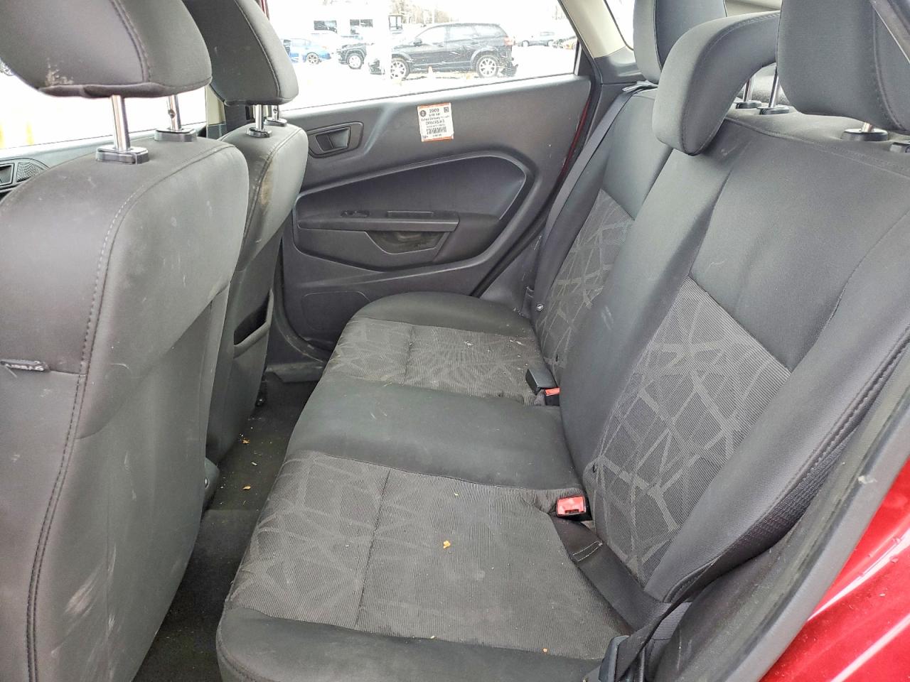 2012 FORD FIESTA SE photo 19