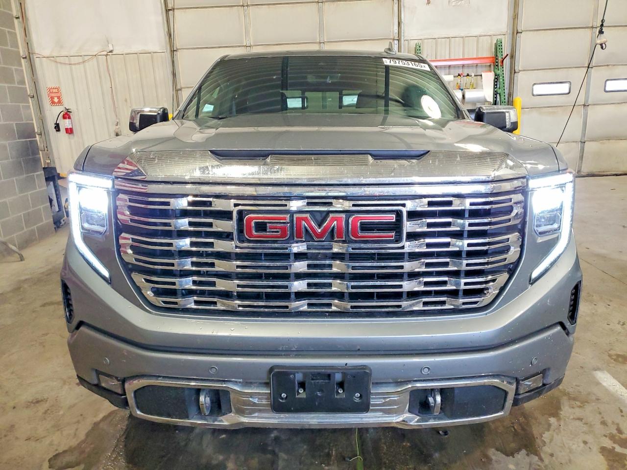 2025 GMC SIERRA K1500 DENALI photo 9