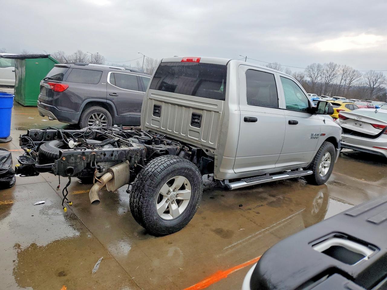2015 RAM 1500 ST photo 3