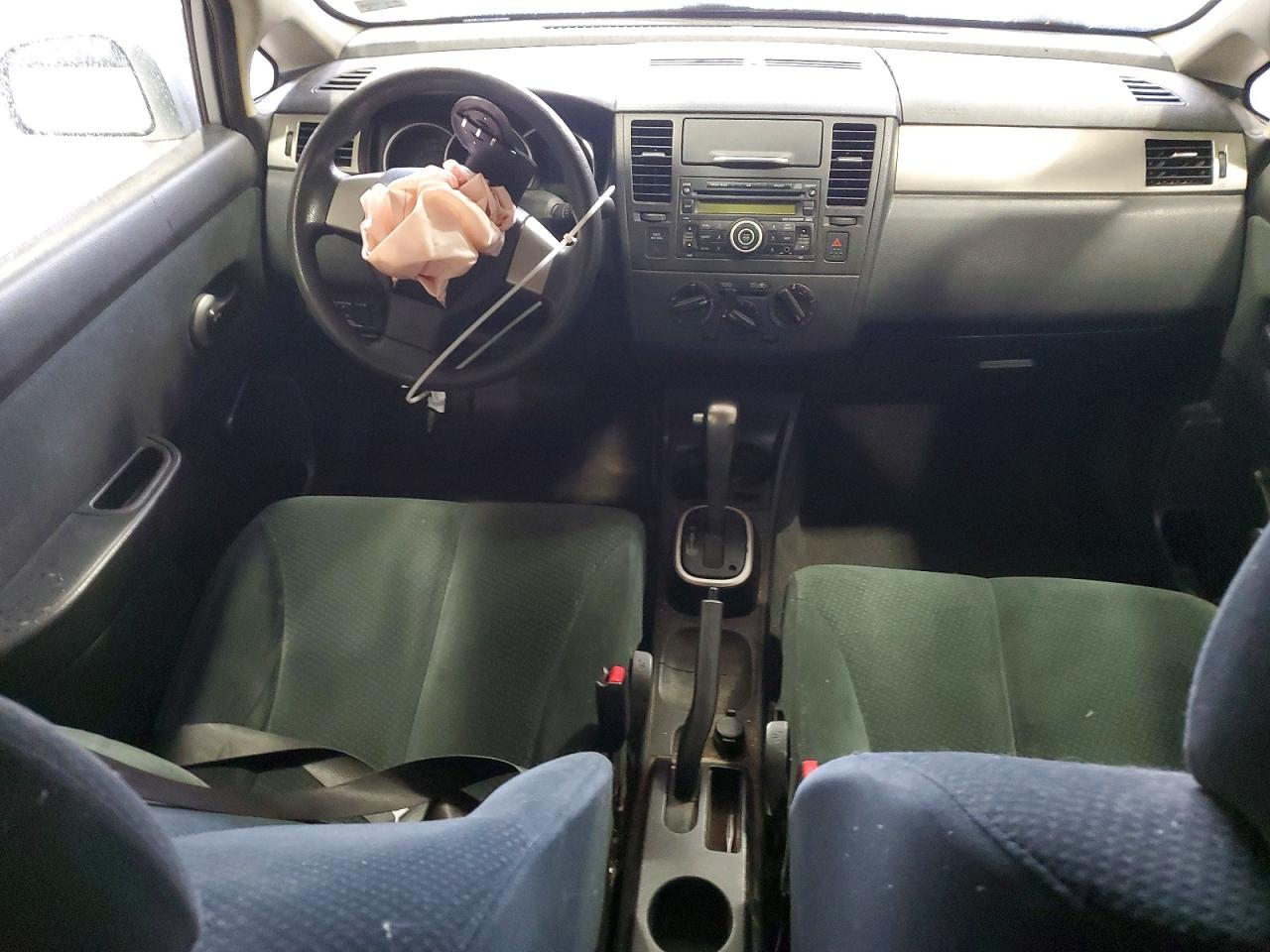 2011 NISSAN VERSA 1.8 S photo 8