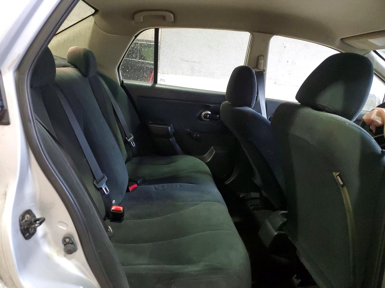 2011 NISSAN VERSA 1.8 S photo 10
