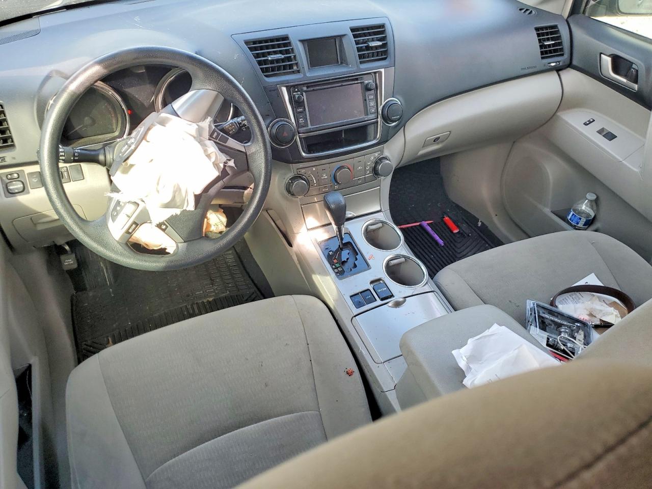 2013 TOYOTA HIGHLANDER PLUS photo 8