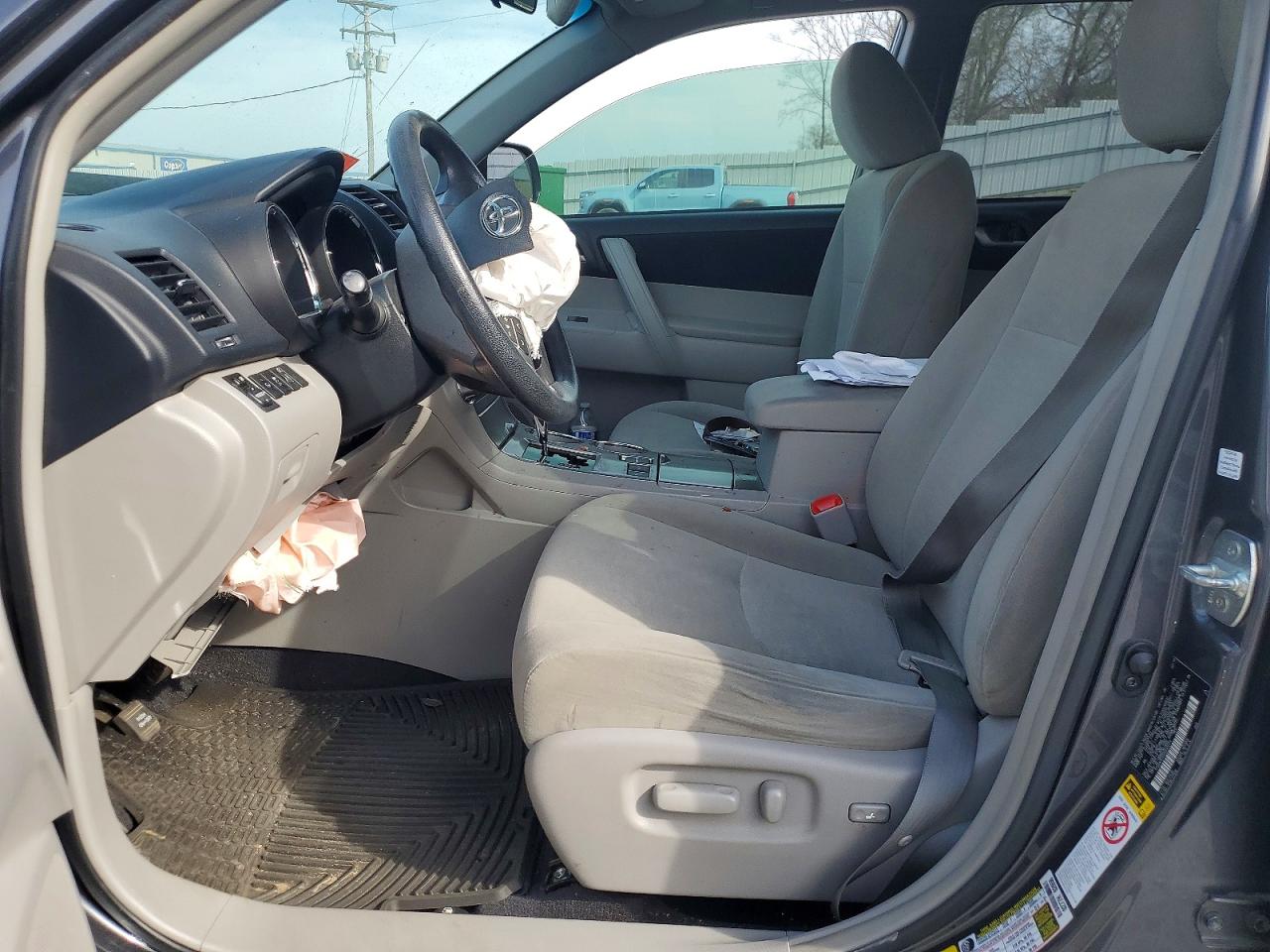 2013 TOYOTA HIGHLANDER PLUS photo 7