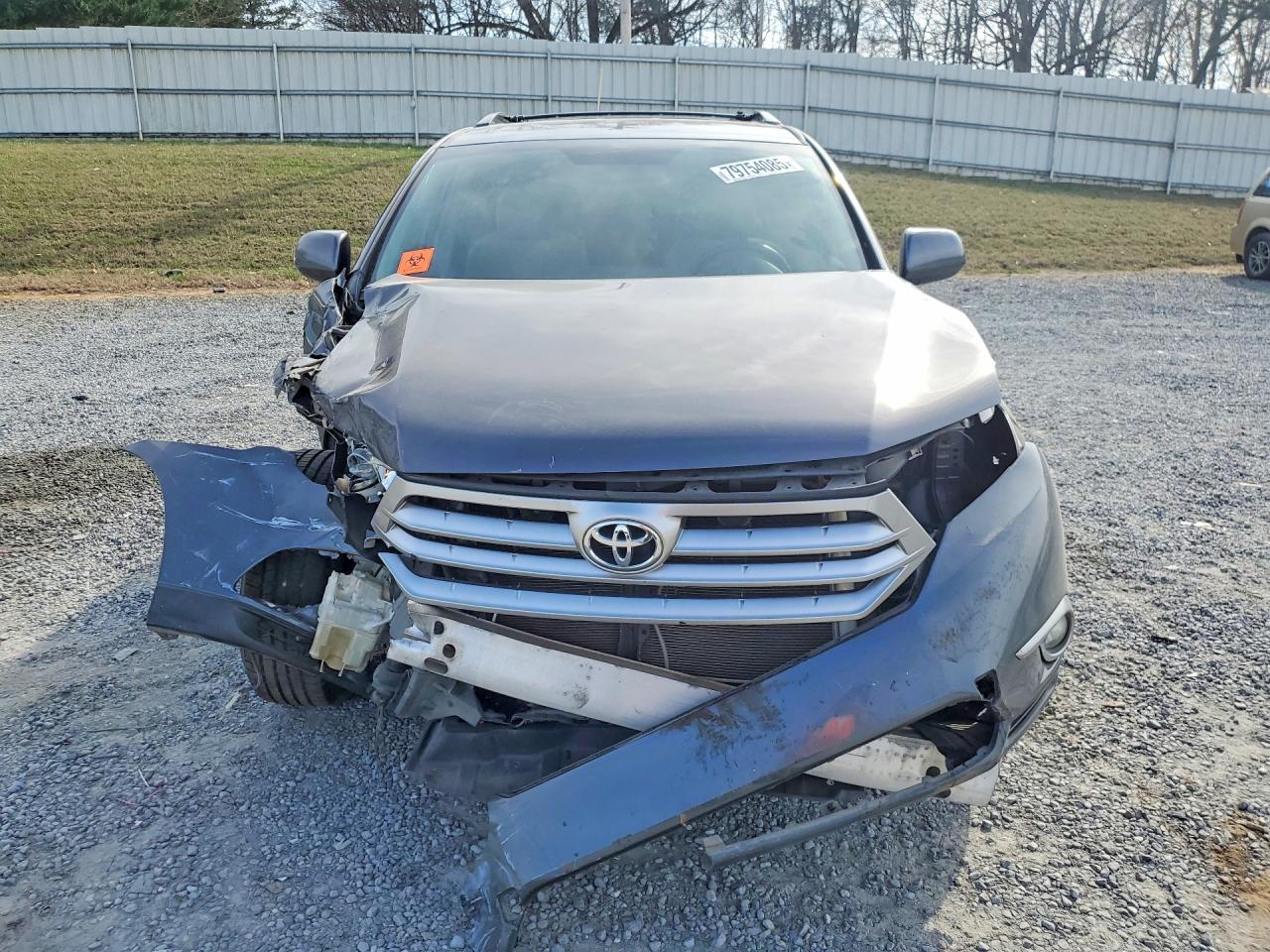 2013 TOYOTA HIGHLANDER PLUS photo 5