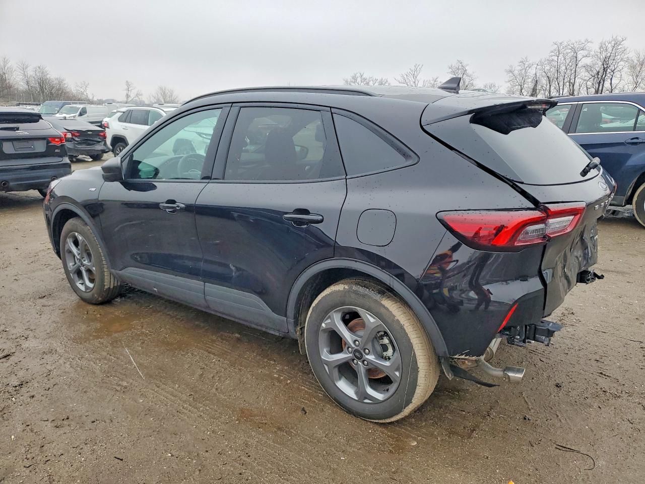 2025 FORD ESCAPE ST LINE AWD photo 4